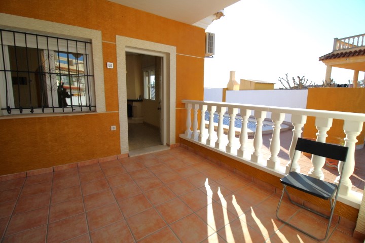 Villa jumelée à vendre à El Chaparral, Torrevieja