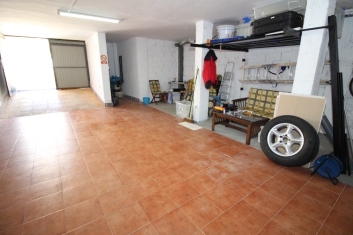 Chalet independiente con garage grande en venta en El Galan