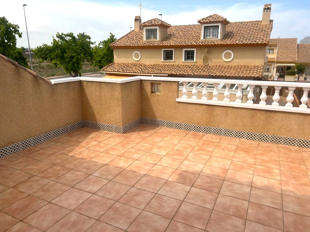 Semi detached villa within walking distance to the beach