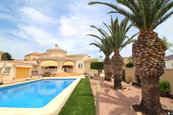 Villa in vendita a Rojales