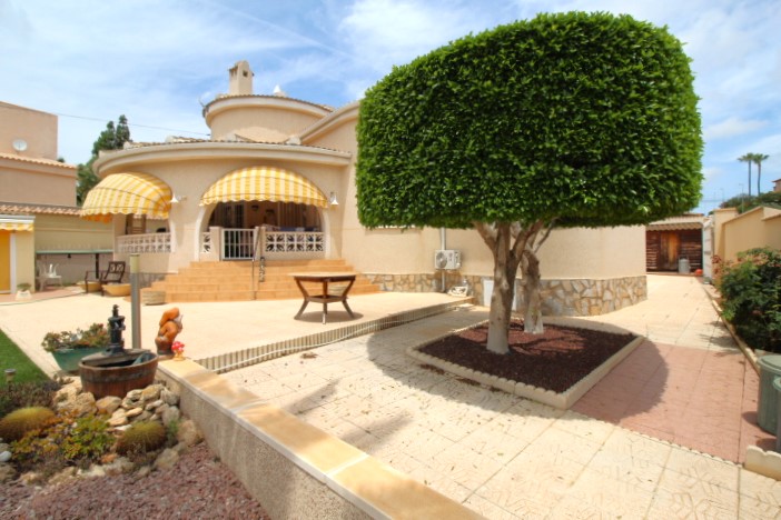 Schöne freistehende Villa in Ciudad Quesada