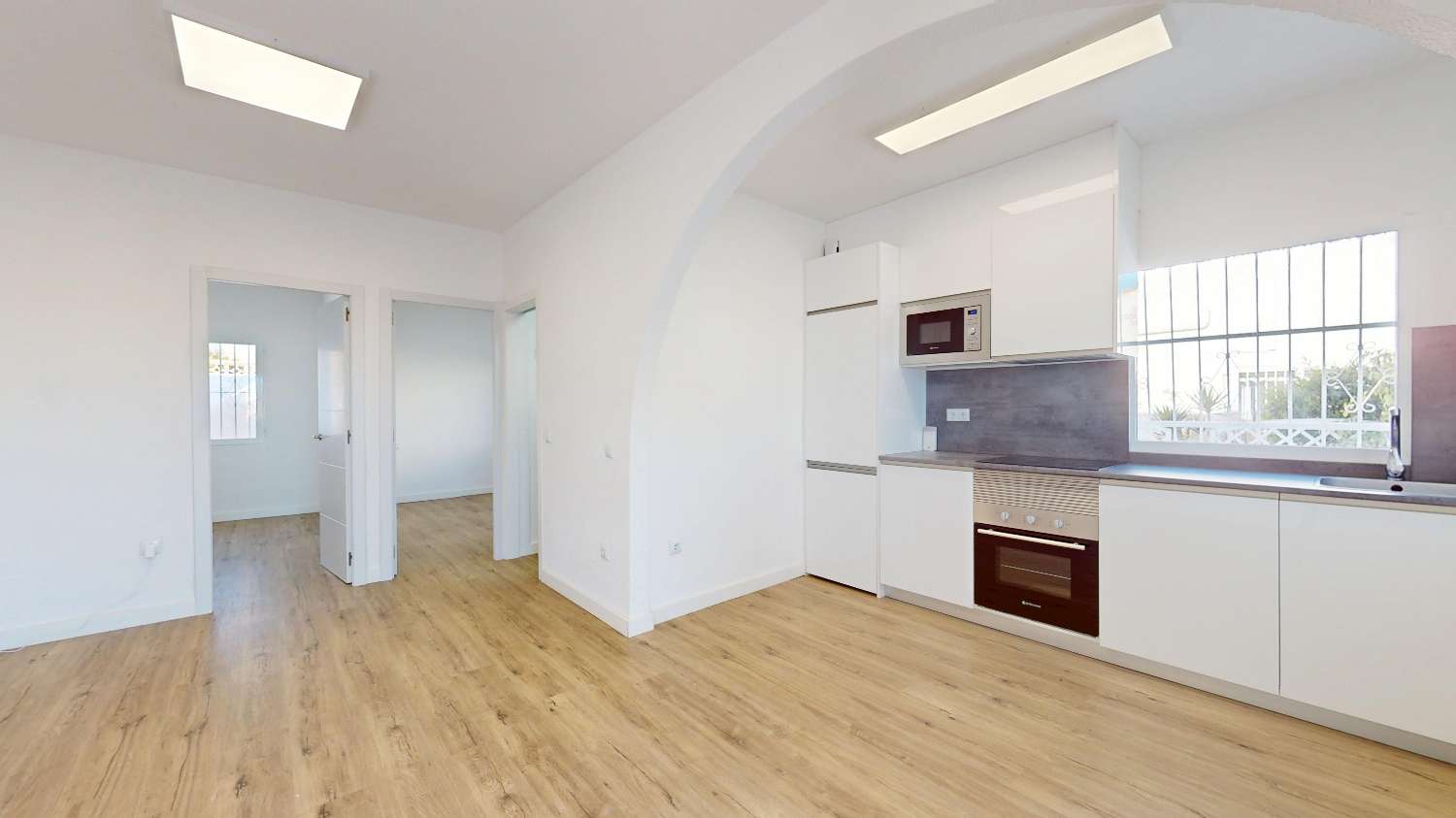 ¡Oportunidad exclusiva! Bungalow totalmente reformado en Blue Lagoon