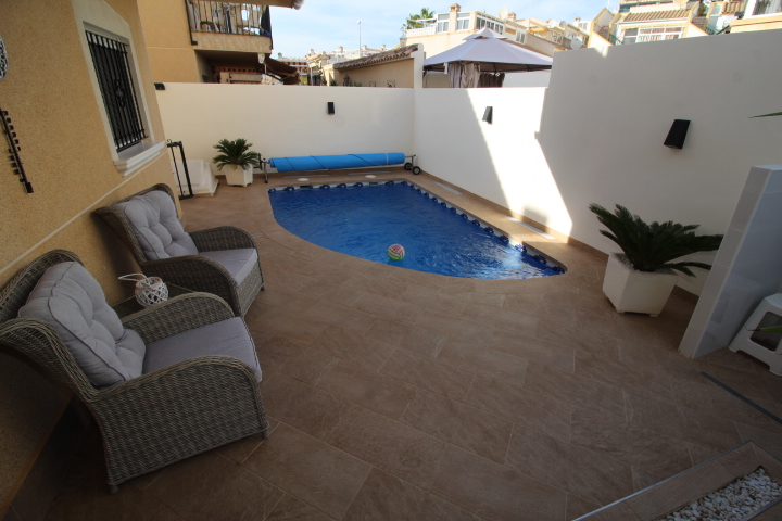 Villa individuelle avec licence touristique à Montegolf, Villamartín.