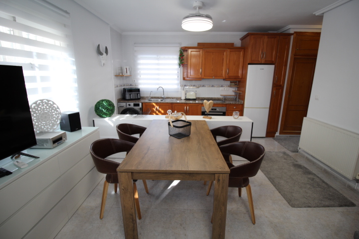 Villa individuelle avec licence touristique à Montegolf, Villamartín.