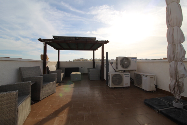 Villa individuelle avec licence touristique à Montegolf, Villamartín.