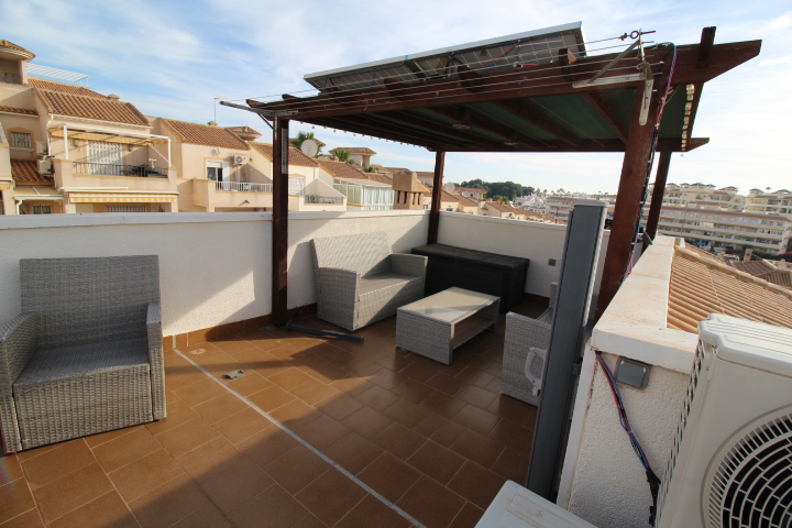 Villa individuelle avec licence touristique à Montegolf, Villamartín.