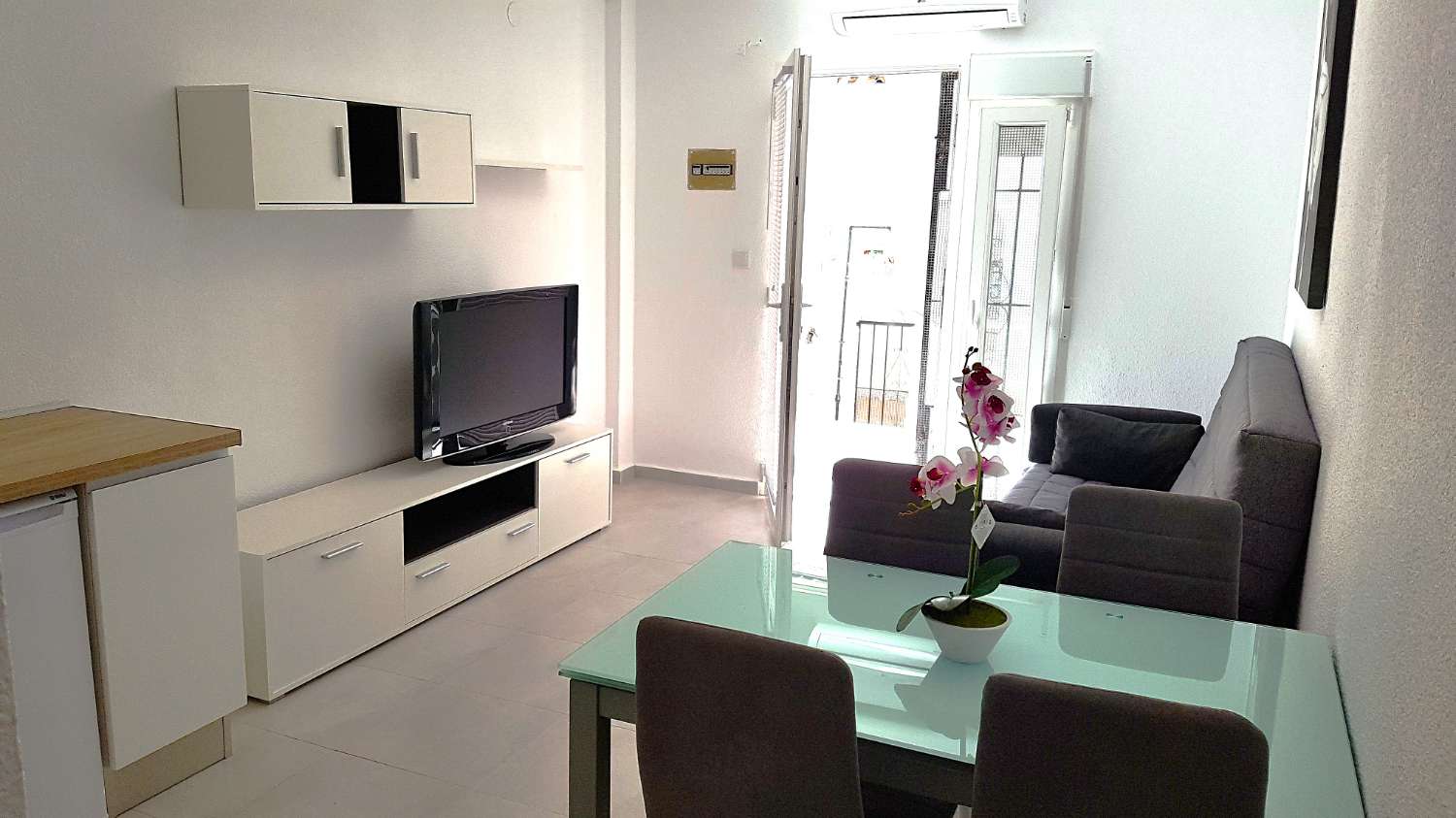 Se alquila Bungalow a 100 metros de la playa la Acequion