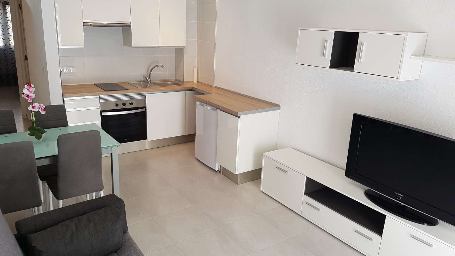 Se alquila Bungalow a 100 metros de la playa la Acequion