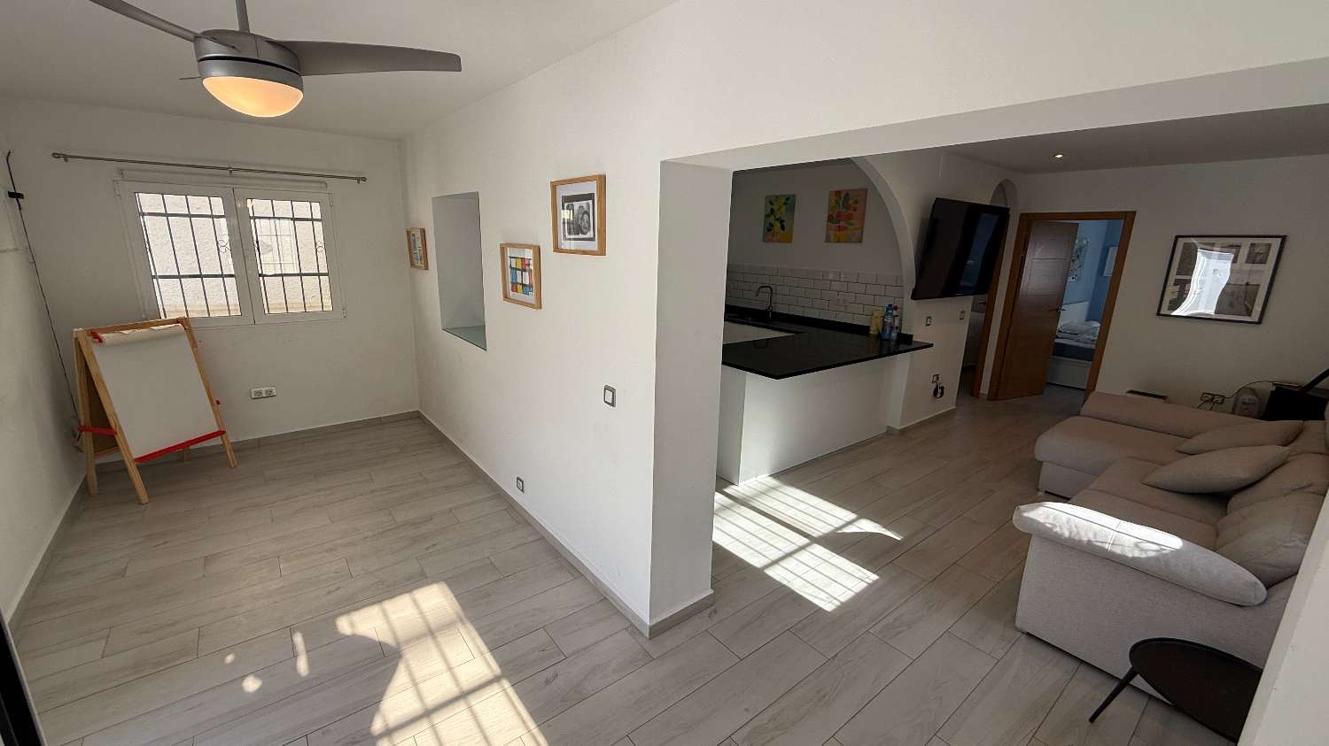 Chalet de 2 dormitorios en venta en Villamartín