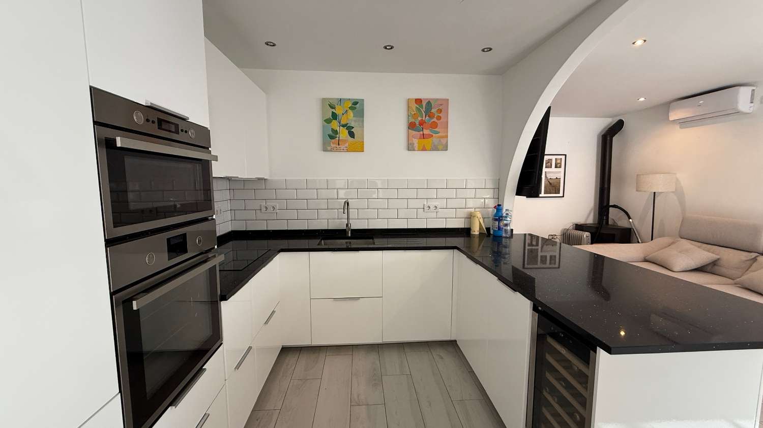 Chalet de 2 dormitorios en venta en Villamartín