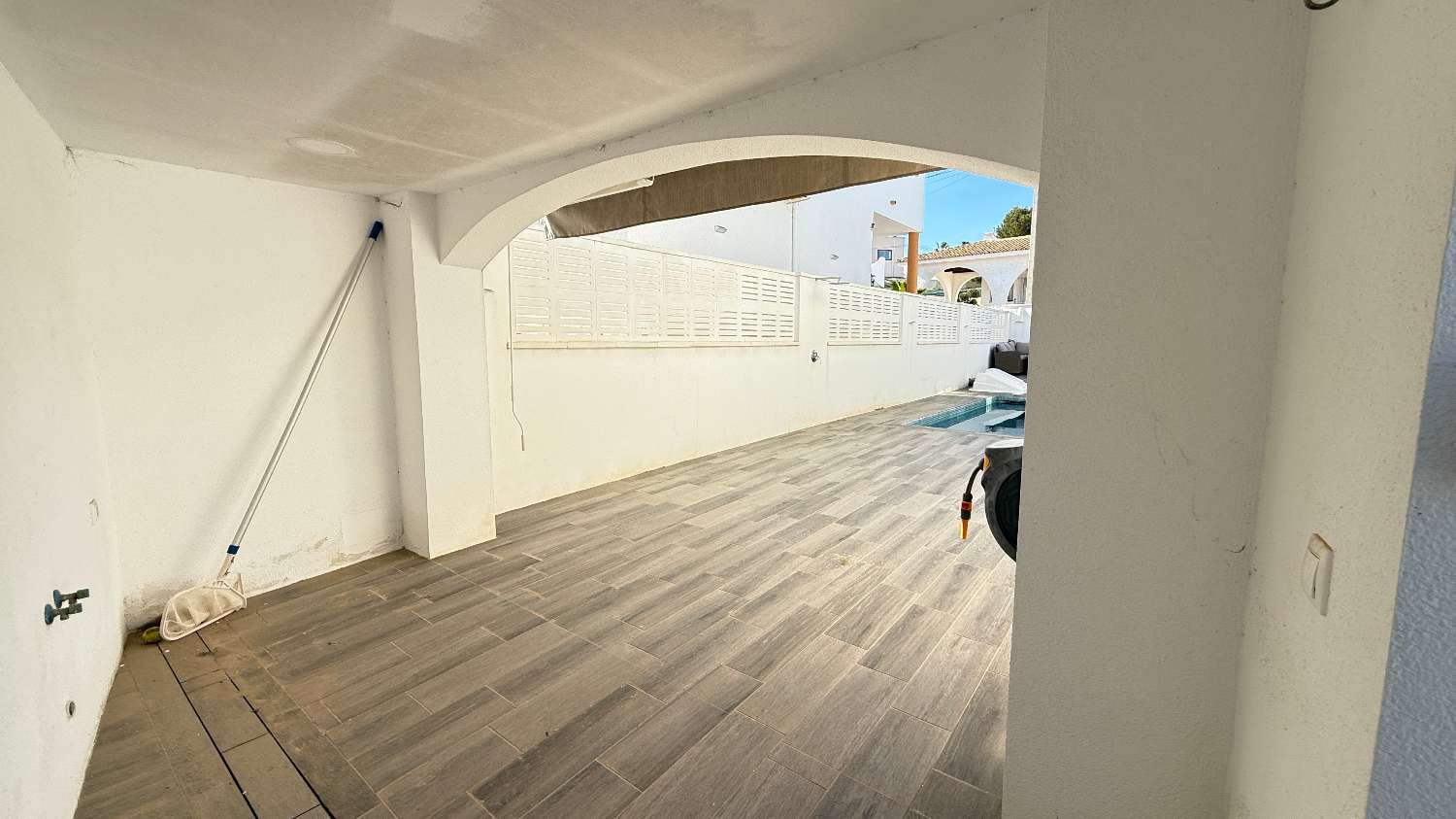 Chalet de 2 dormitorios en venta en Villamartín