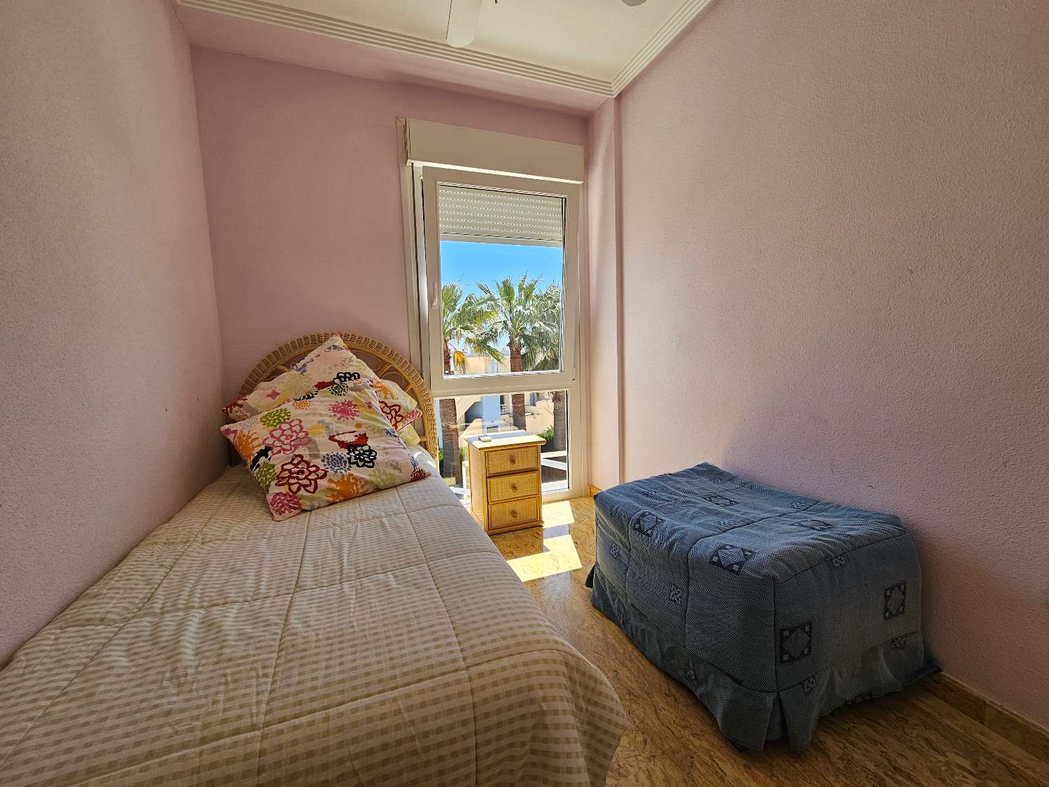 Duplex de 3 habitaciones en Cabo Roig, a 100 metros de la playa