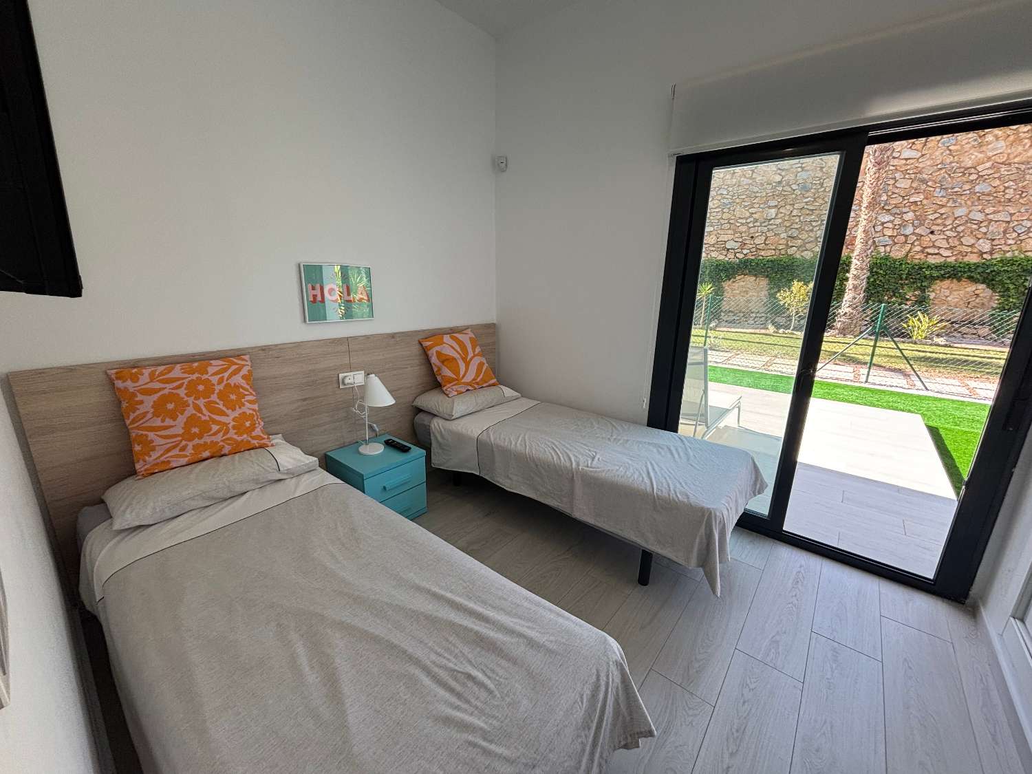 Apartamento de 2 dormitorios en venta en Villamartín