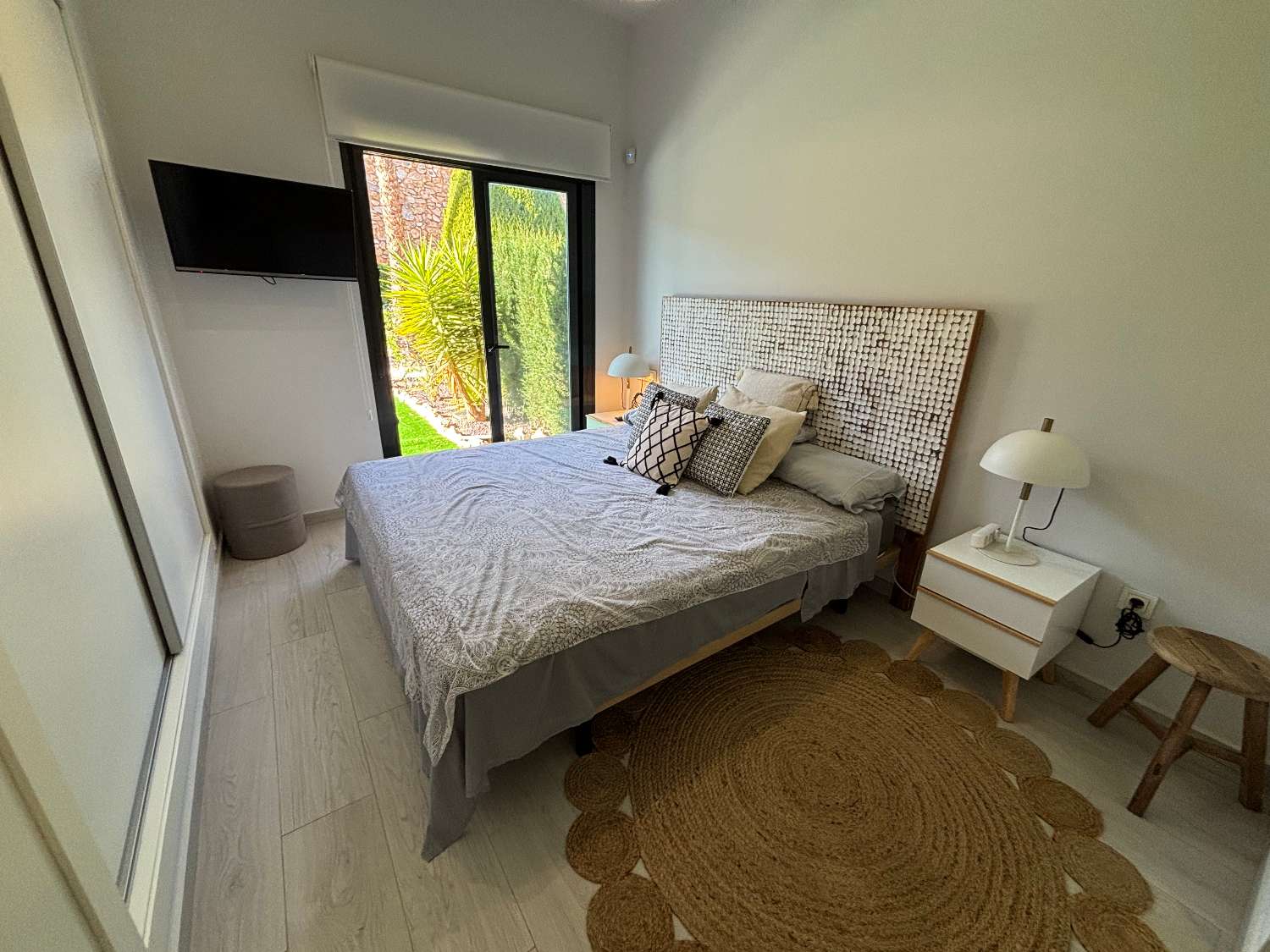 Apartamento de 2 dormitorios en venta en Villamartín