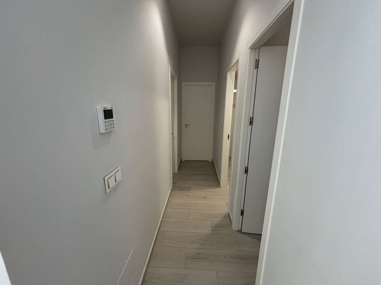 Apartamento de 2 dormitorios en venta en Villamartín