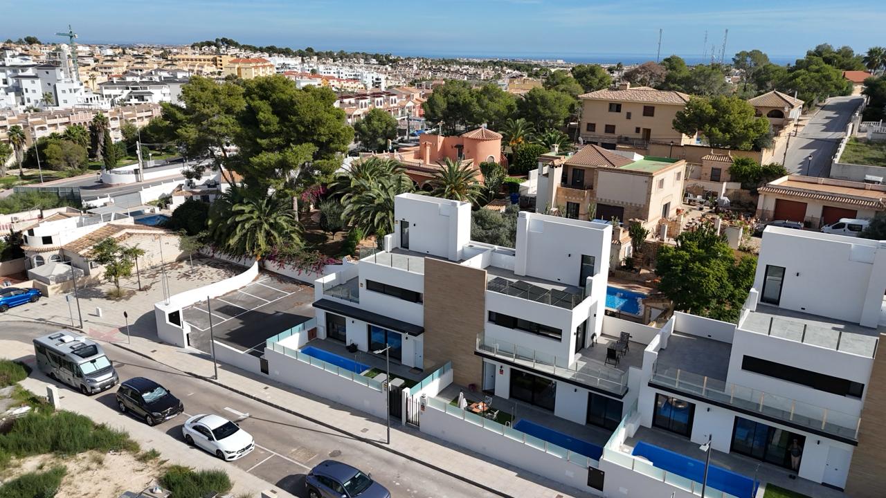 Villa de 2 dormitorios en venta en Villamartín