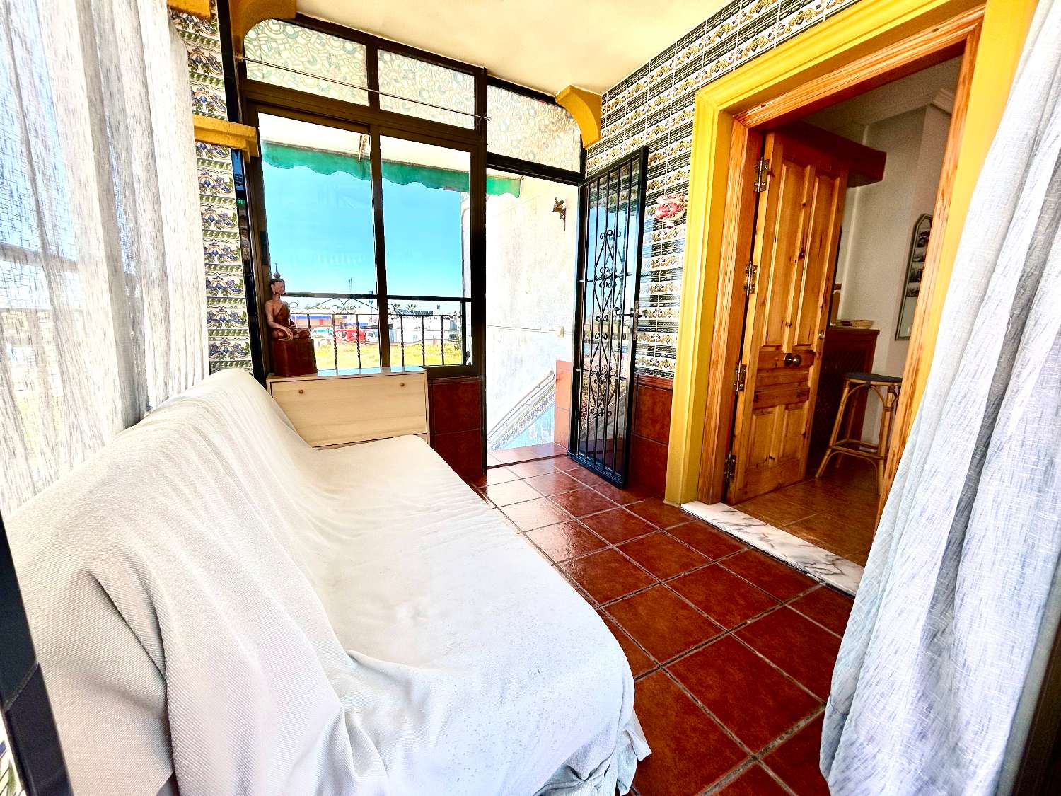 Piso de 2 dormitorios en venta en Punta Prima