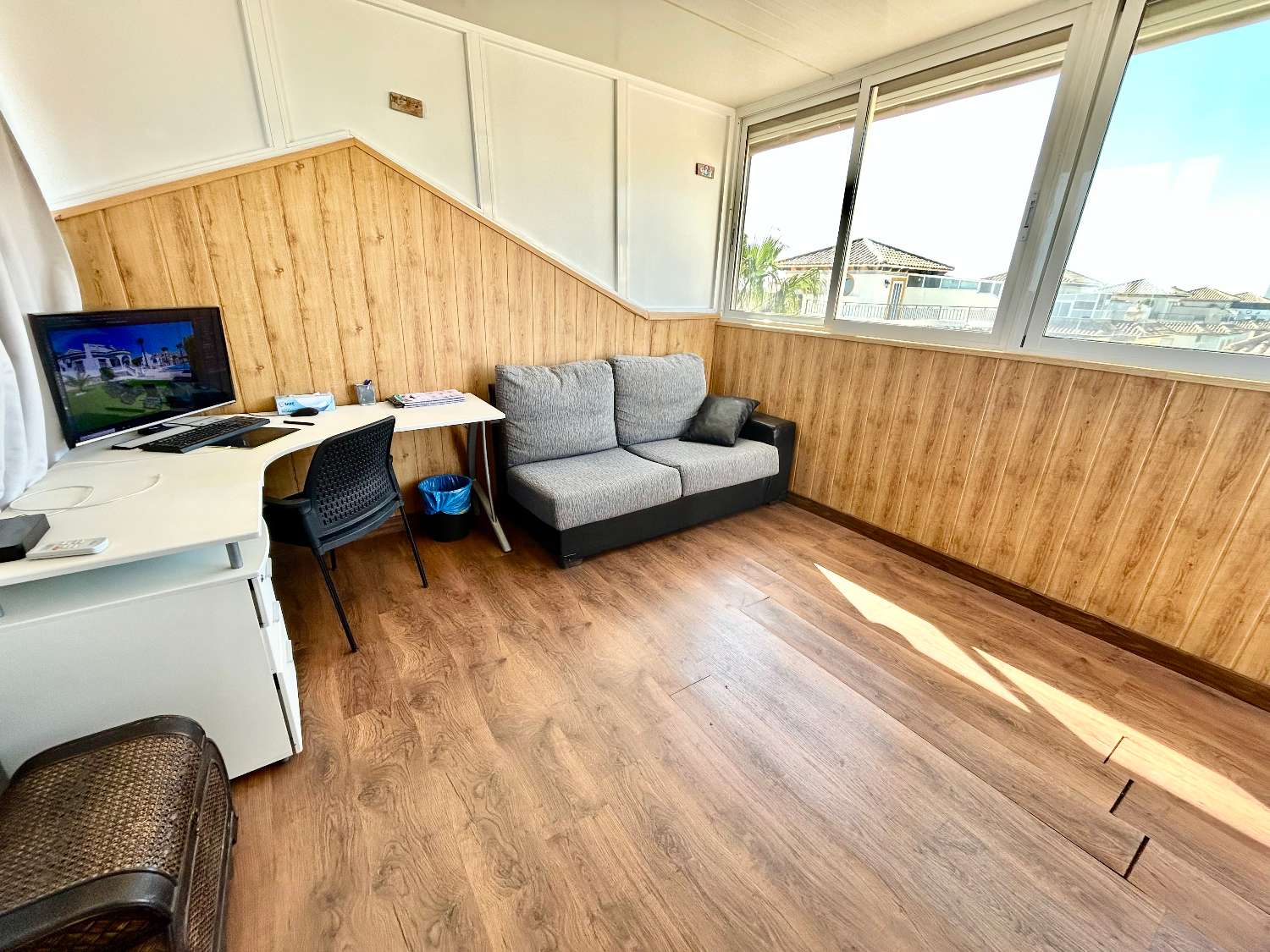 Piso de 2 dormitorios en venta en Punta Prima