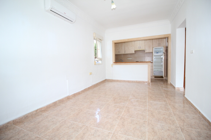 Villa en Villas-Marinas Torrevieja a 200 metros de la playa.