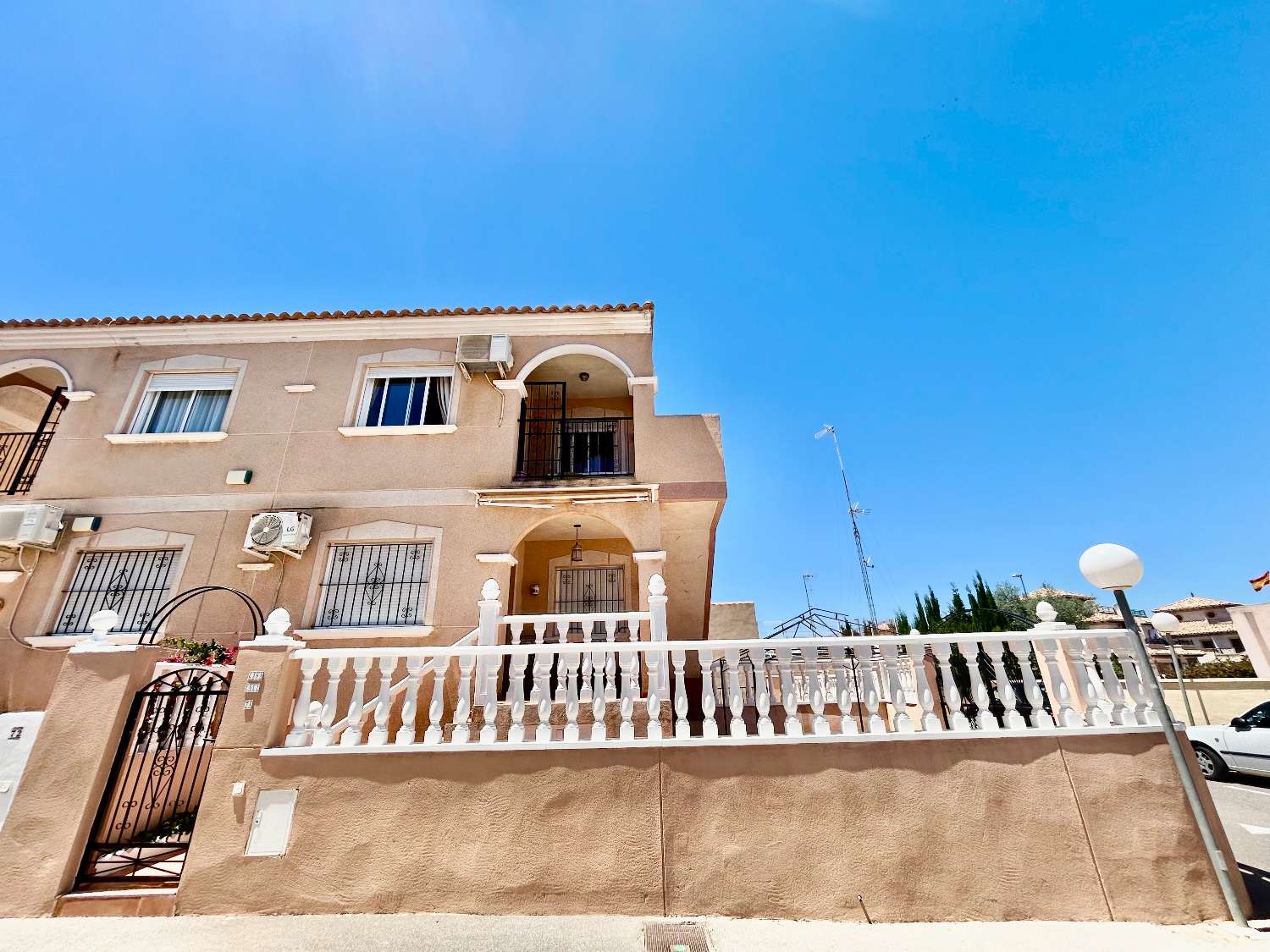 Ático de 2 dormitorios en venta en La Zenia