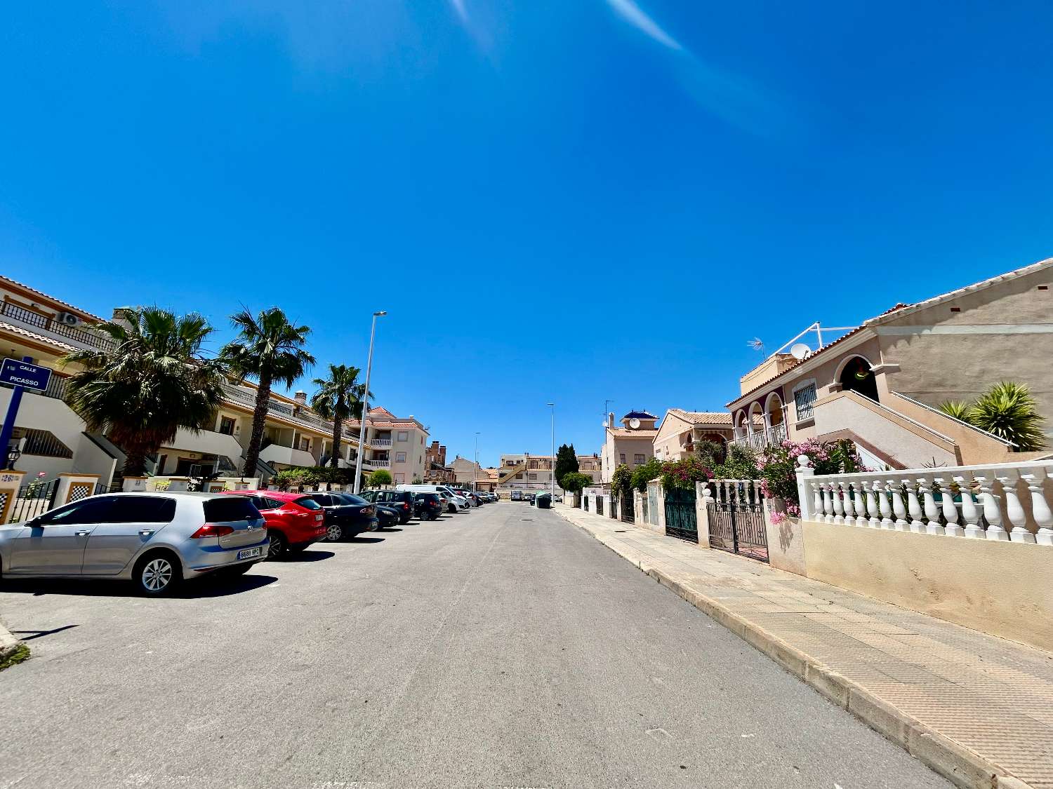 Ático de 2 dormitorios en venta en La Zenia