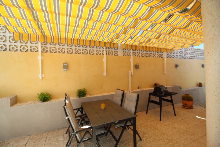 Chalet independiente con piscina privada en Ciudad de las Comunicaciones