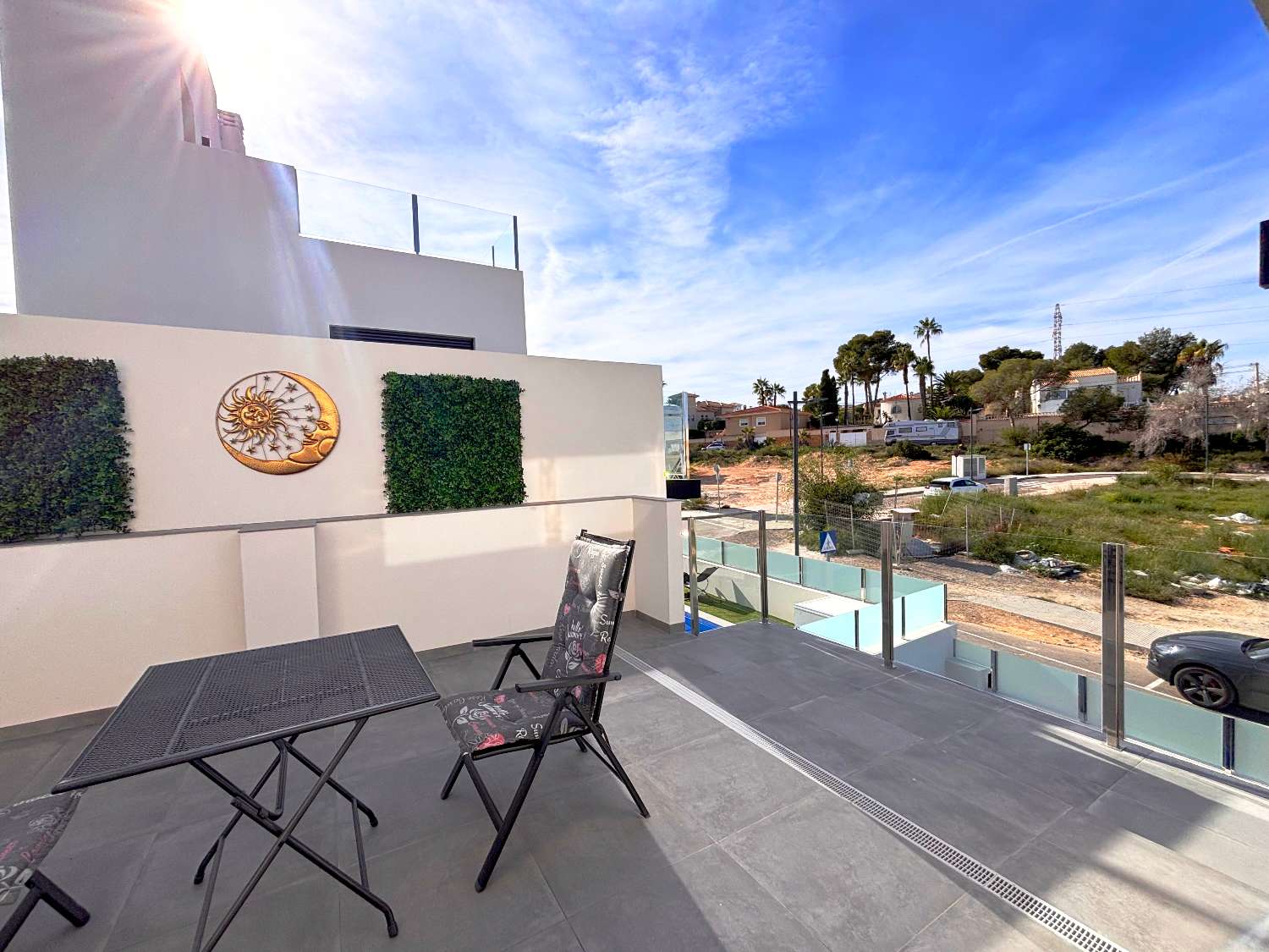 Villa de 2 chambres à vendre à Villamartin