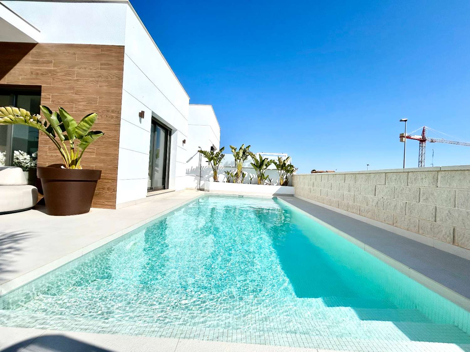 Villa de 4 dormitorios en venta en San Miguel de Salinas
