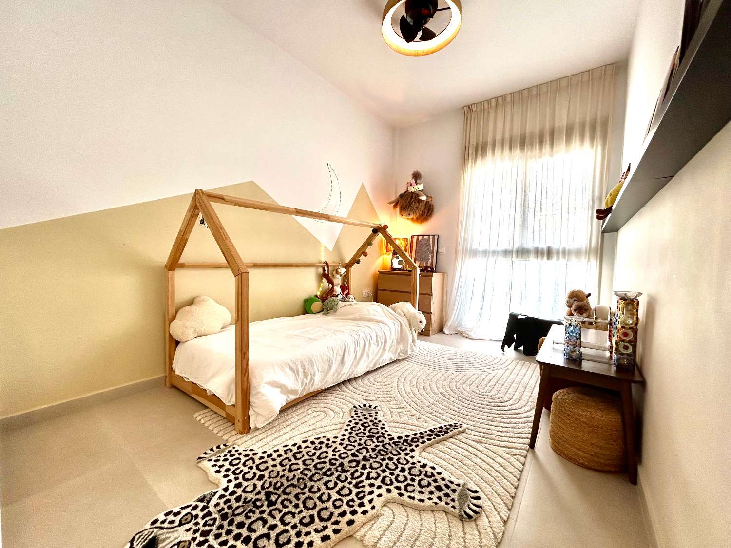 Villa de 4 dormitorios en venta en San Miguel de Salinas