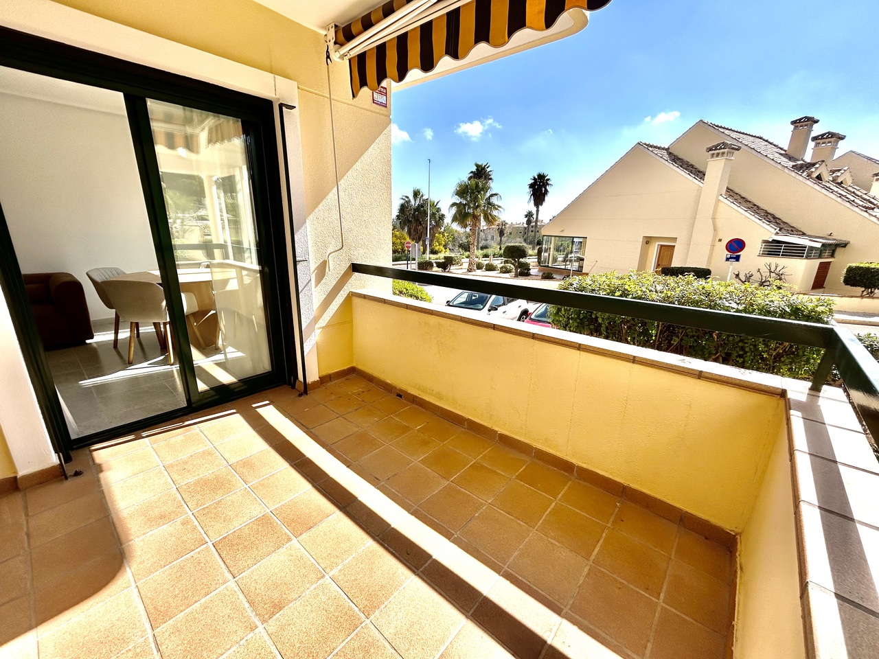 Piso de 2 dormitorios en venta en Villamartín