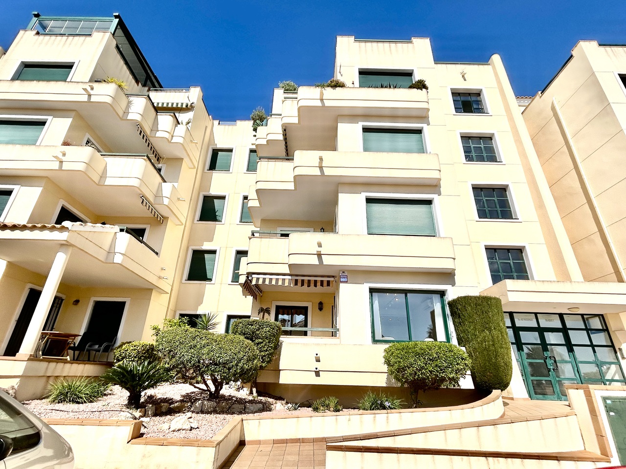 Piso de 2 dormitorios en venta en Villamartín