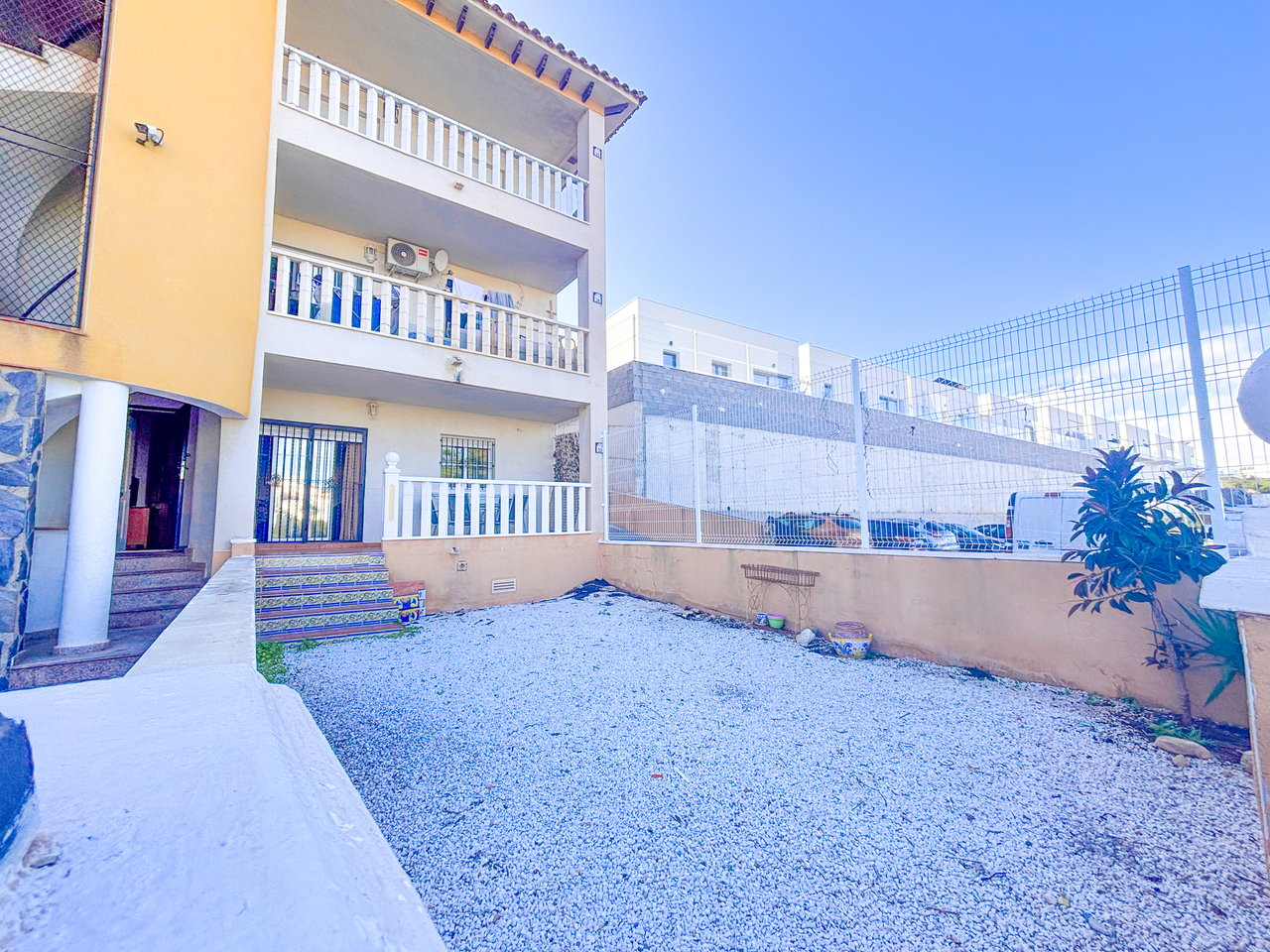 Piso de 2 dormitorios en venta en Cabo Roig