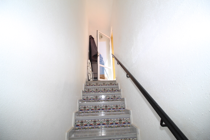 Bungalow en planta alta en Residencial Lomas de Cabo Roig con piscina y jardines comunitarios