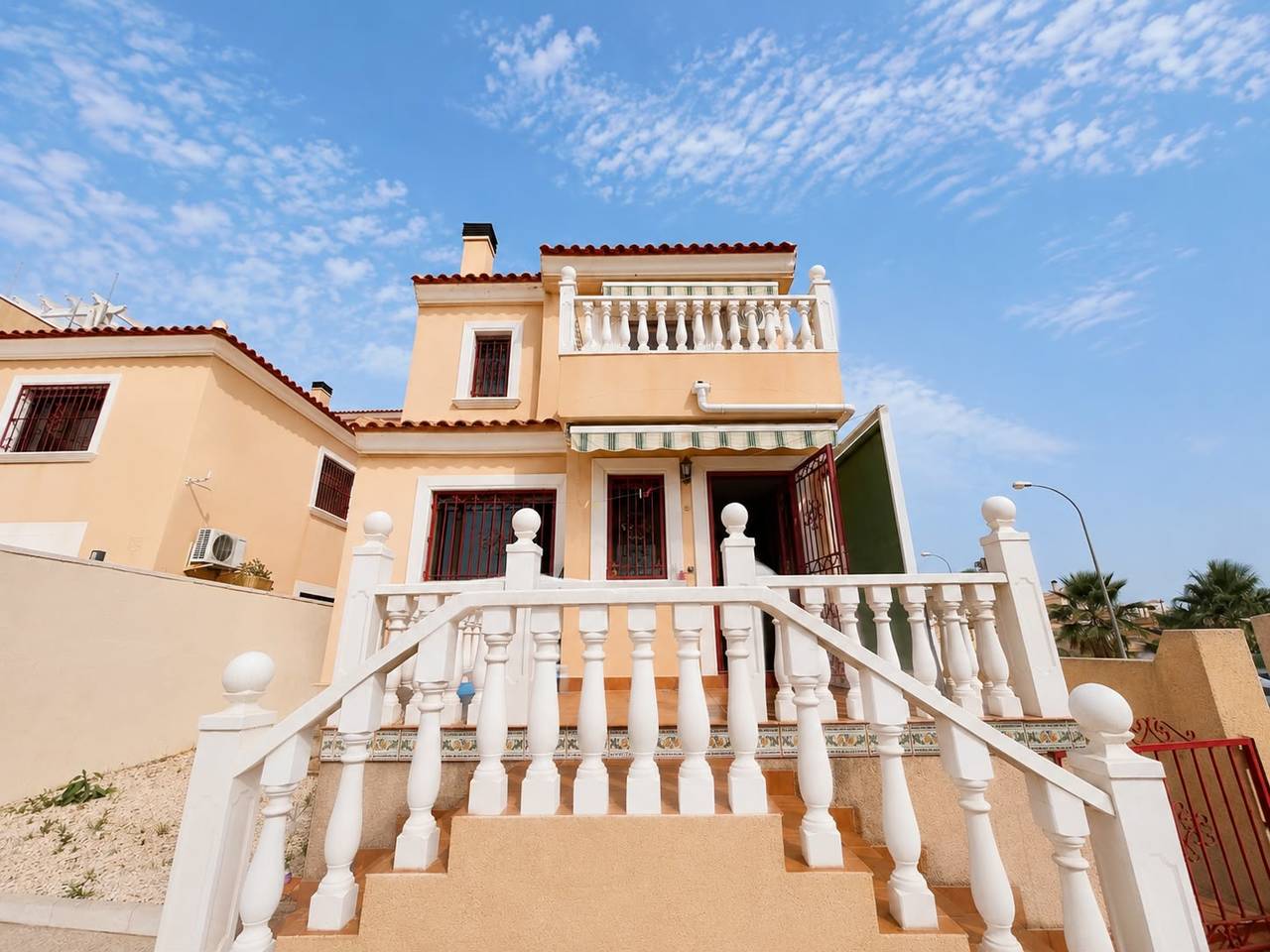Villa de 2 dormitorios en venta en Villamartín