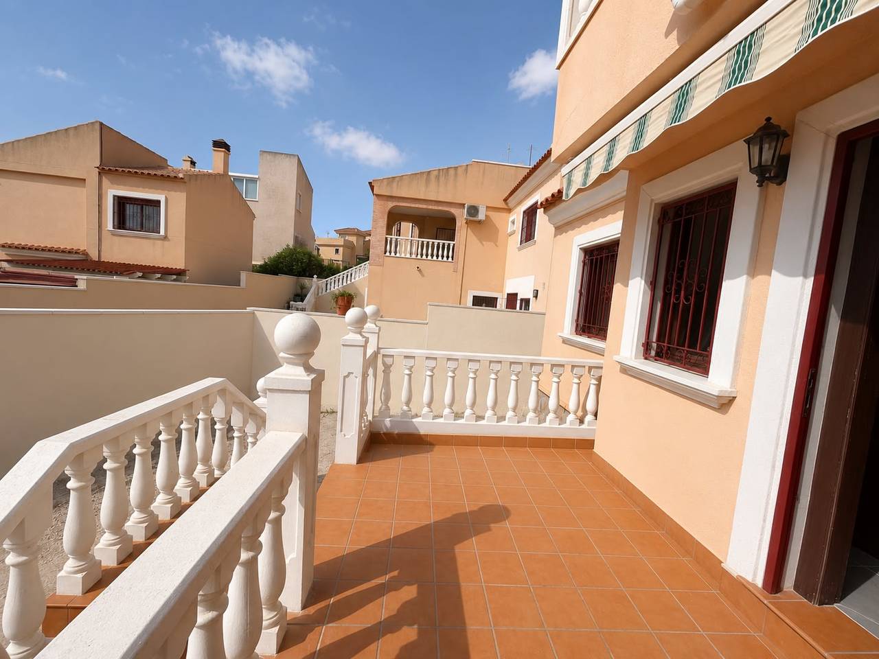 Villa de 2 dormitorios en venta en Villamartín