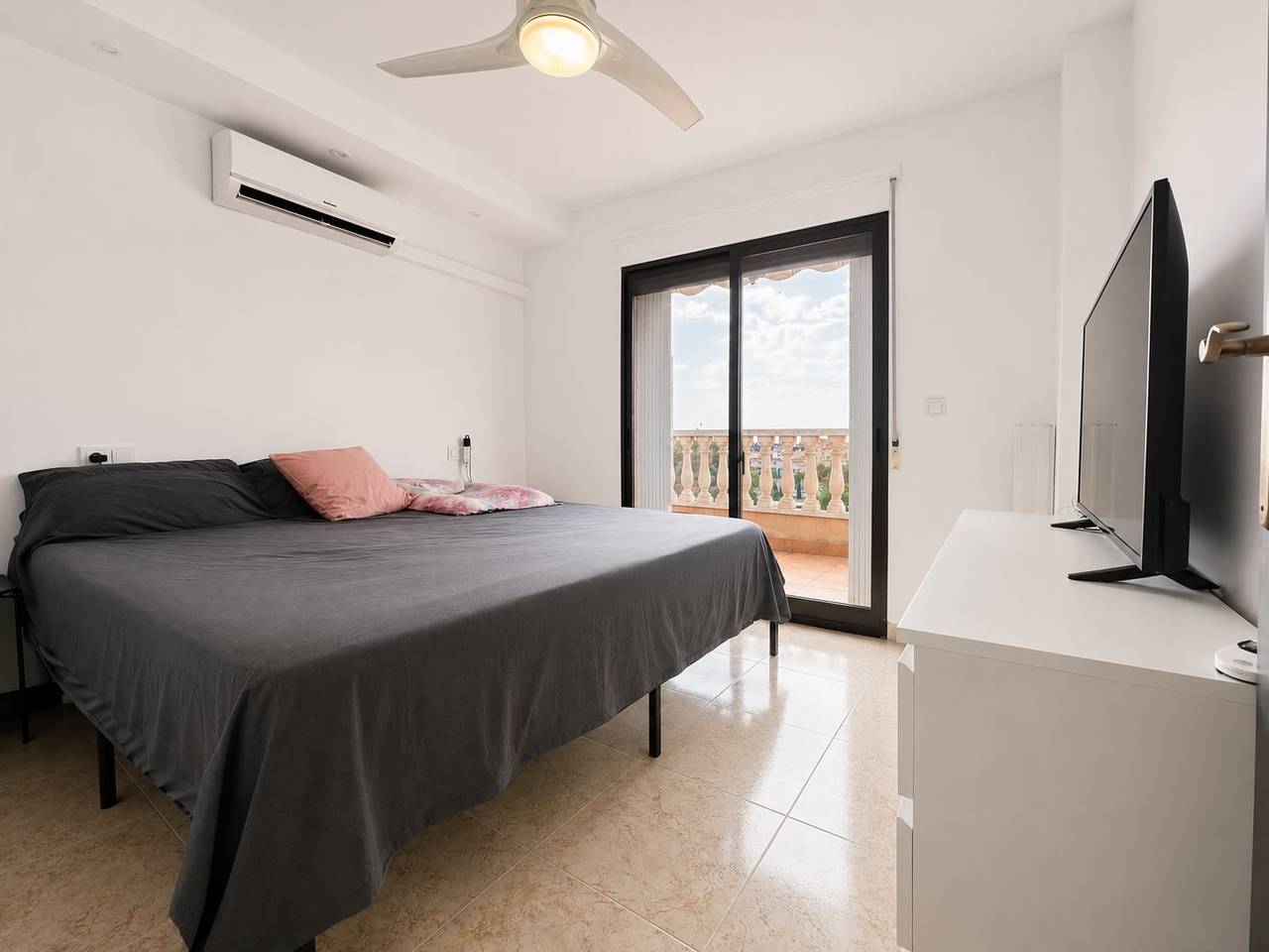 Villa de 2 dormitorios en venta en Villamartín