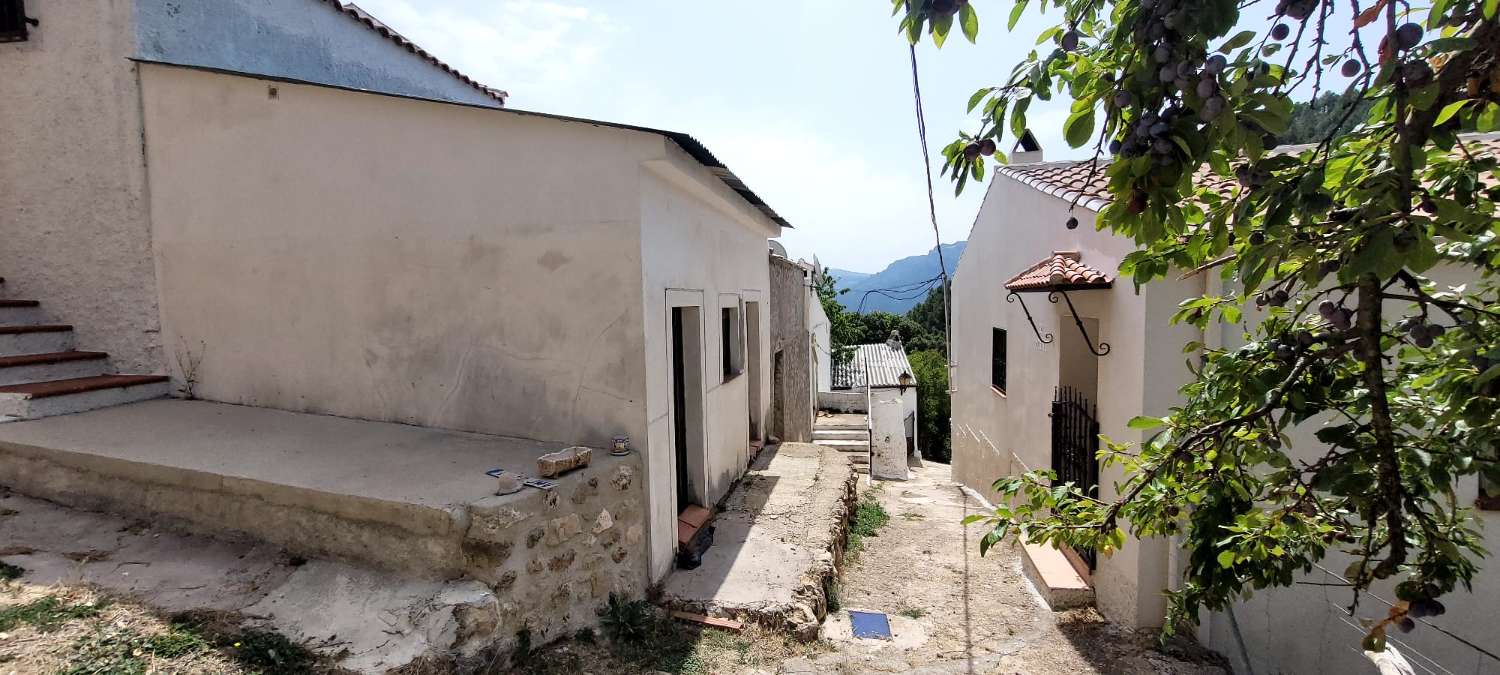Casa en Sierra rural en Segura la Sierra