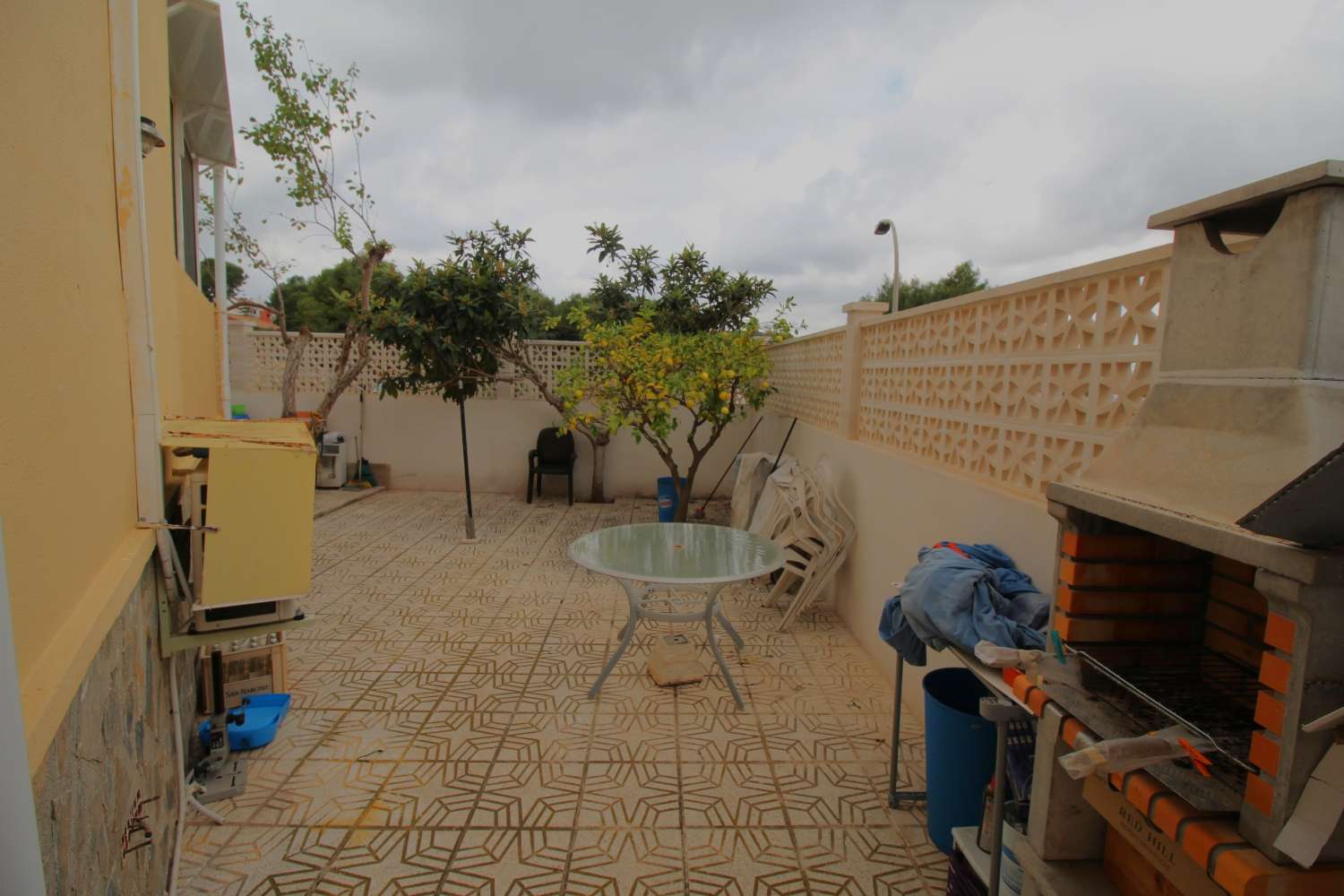 Bungalow en planta baja con jardín y terraza en Ciudad de las Comunicaciones