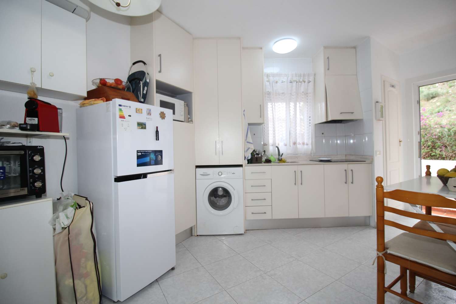 Bungalow en planta baja con jardín y terraza en Ciudad de las Comunicaciones