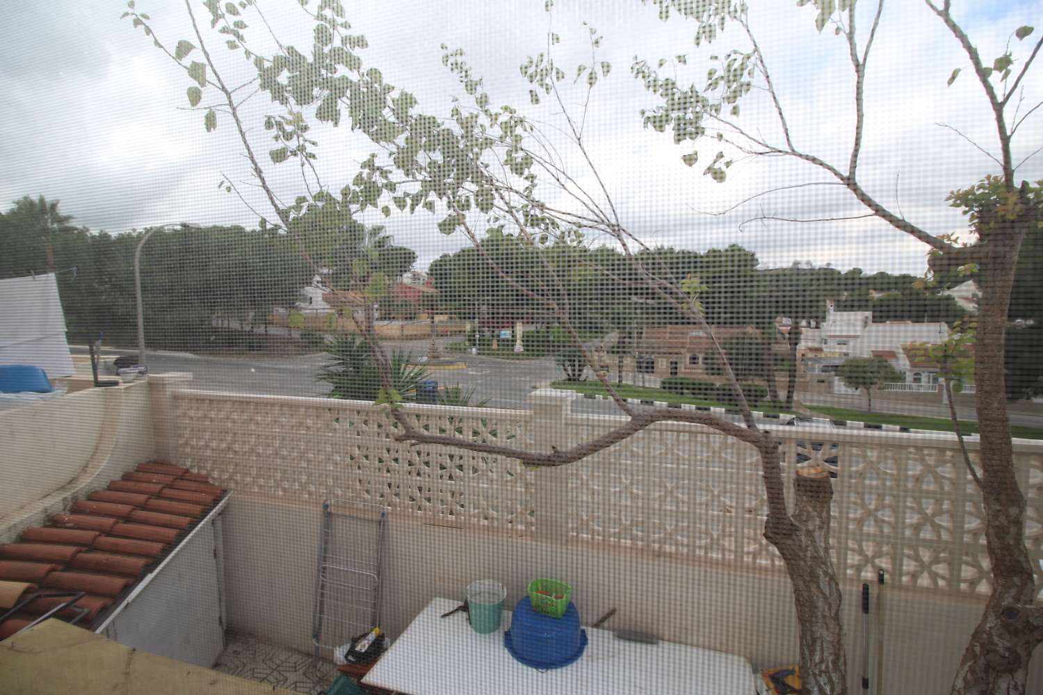 Bungalow en planta baja con jardín y terraza en Ciudad de las Comunicaciones