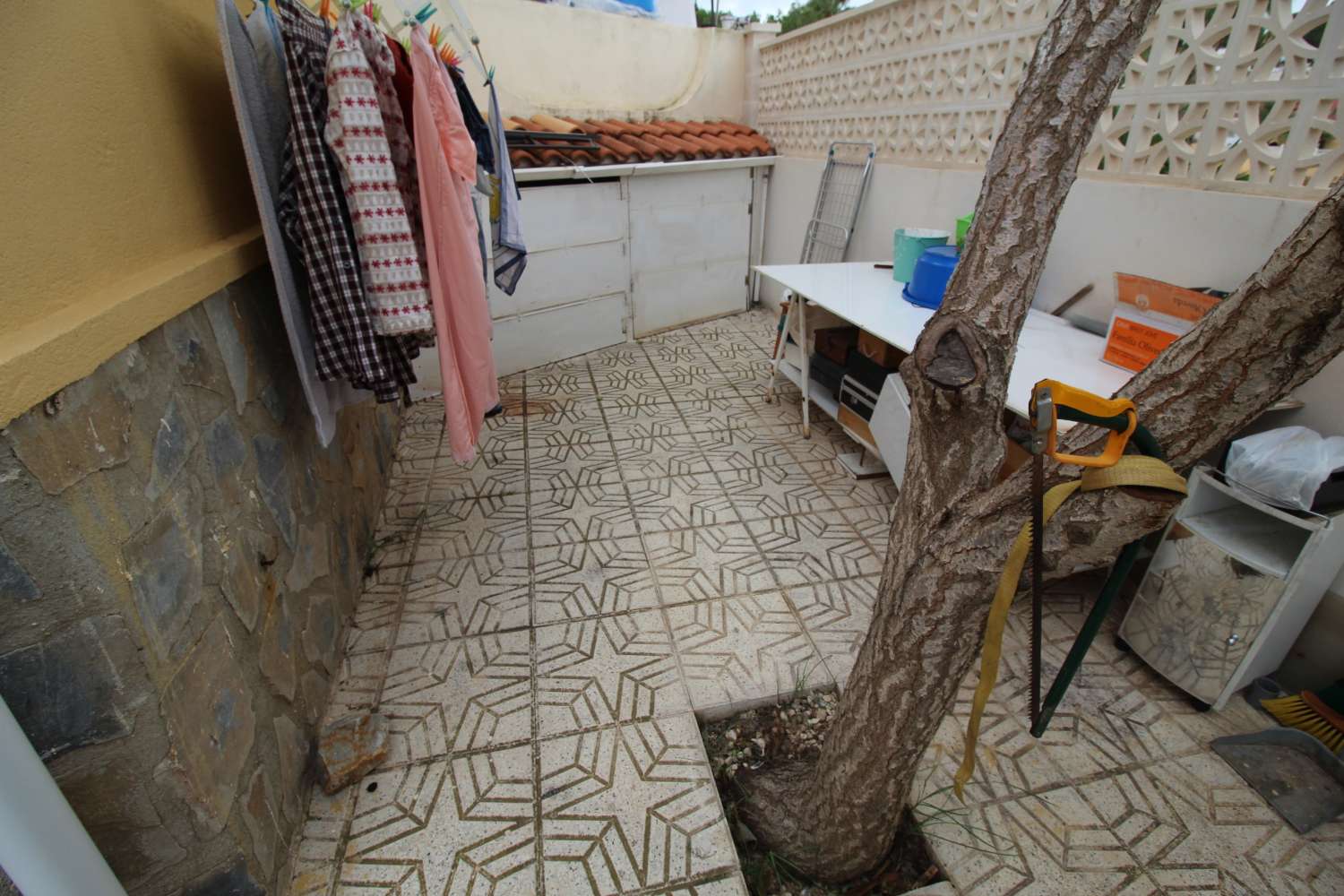 Bungalow en planta baja con jardín y terraza en Ciudad de las Comunicaciones
