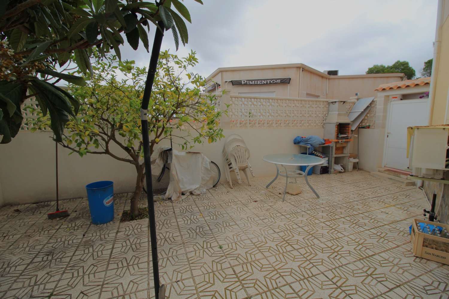 Bungalow en planta baja con jardín y terraza en Ciudad de las Comunicaciones