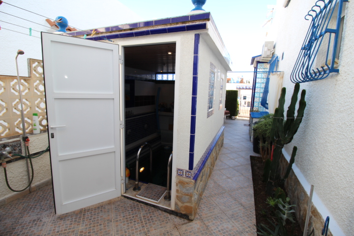 Semi-detached house in Blue Laggon