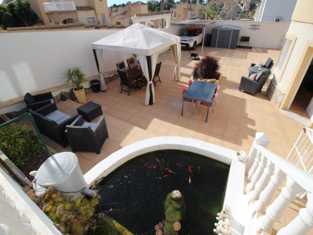 Villa till salu i Villamartín-Las Filipinas (Orihuela)