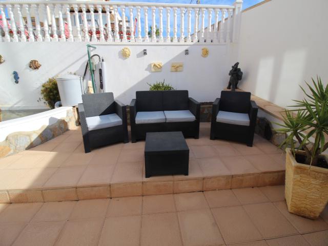 Villa in vendita a Villamartín-Las Filipinas (Orihuela)