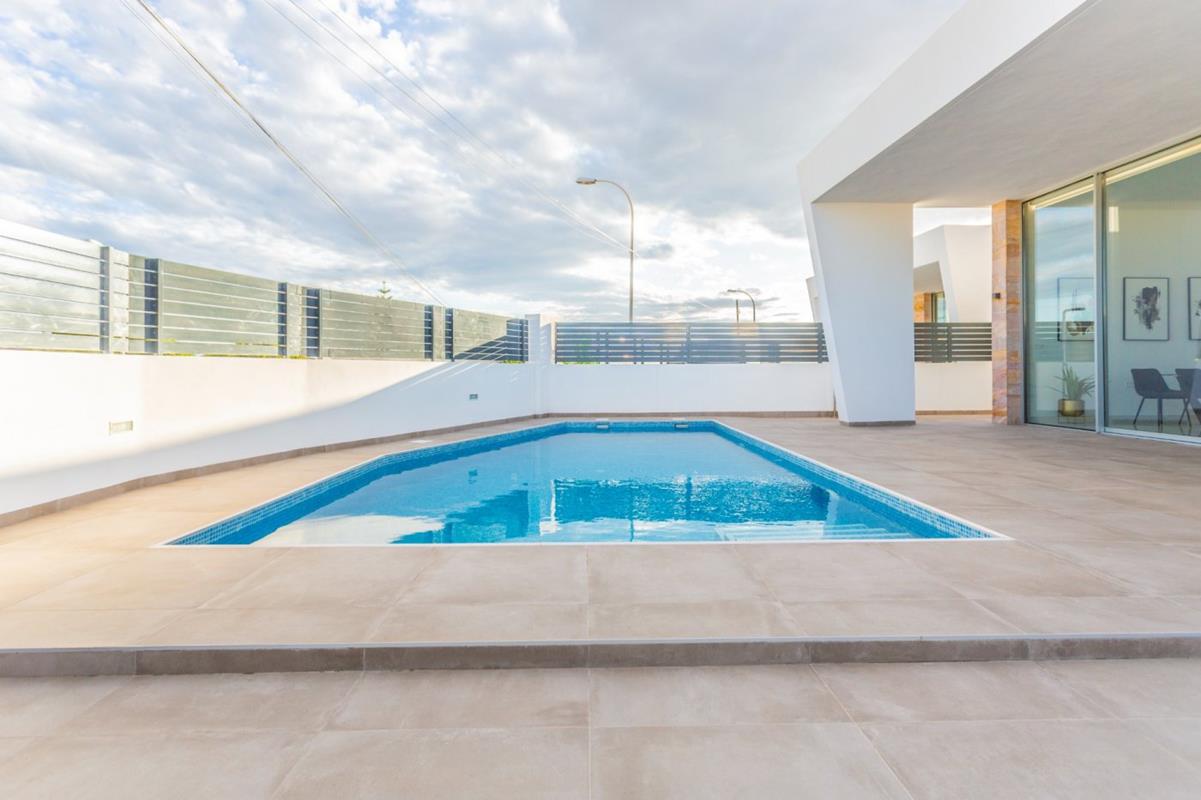 New build modern villa in Torreta Florida
