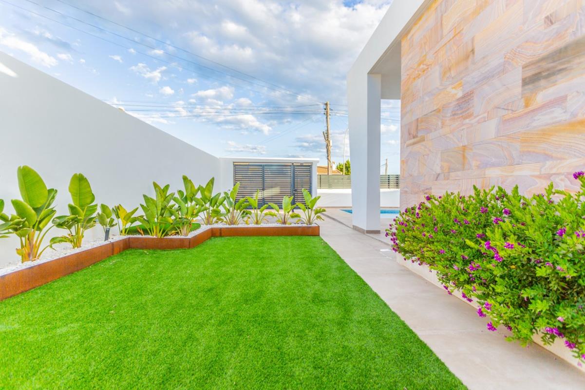 New build modern villa in Torreta Florida