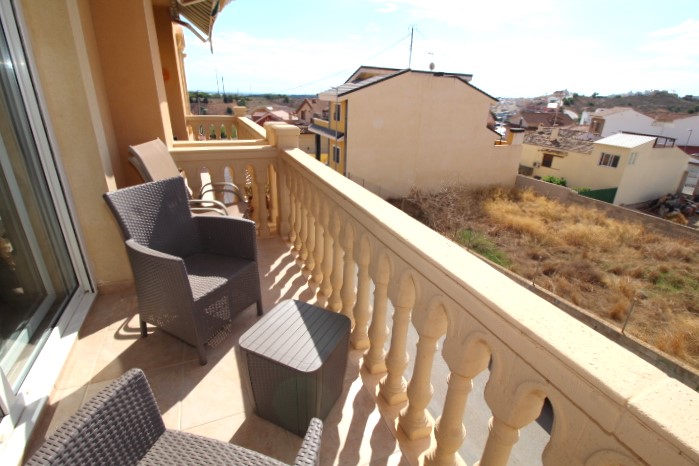 First floor apartment situated in the heart of San Miguel De Salinas