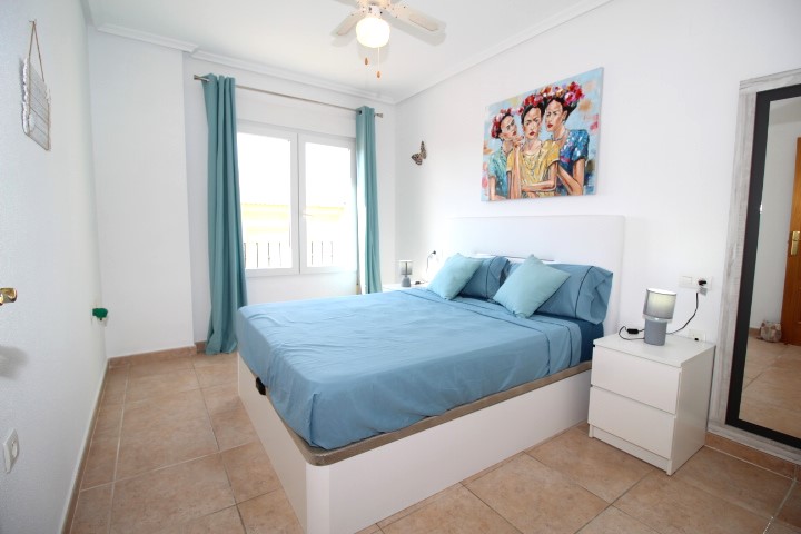 First floor apartment situated in the heart of San Miguel De Salinas