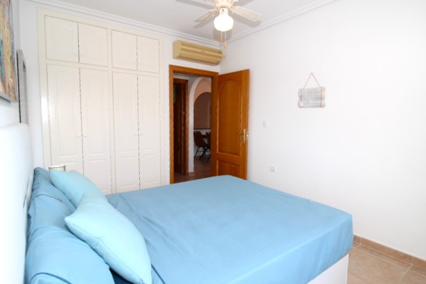 First floor apartment situated in the heart of San Miguel De Salinas